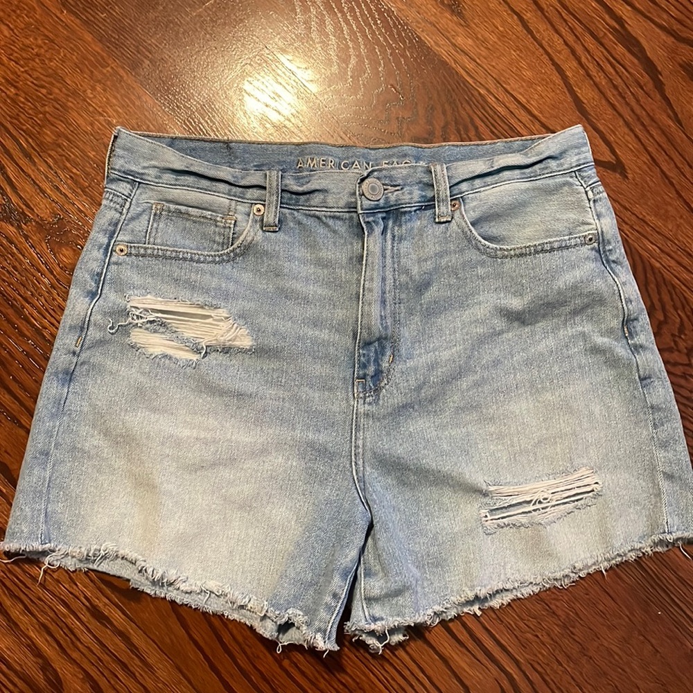 American eagle denim shorts size 10 never worn no tags